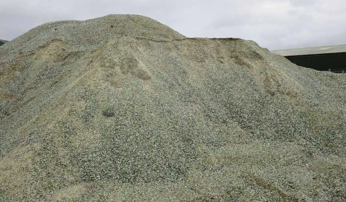 the effect of Sugarcane Bagasse Ash (SCBA) and Waste Glass (WG)