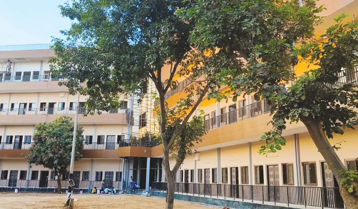 The steel-concrete hybrid structure